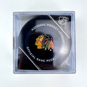 NHL Game Puck Chicago Blackhawks National Hockey  case cube